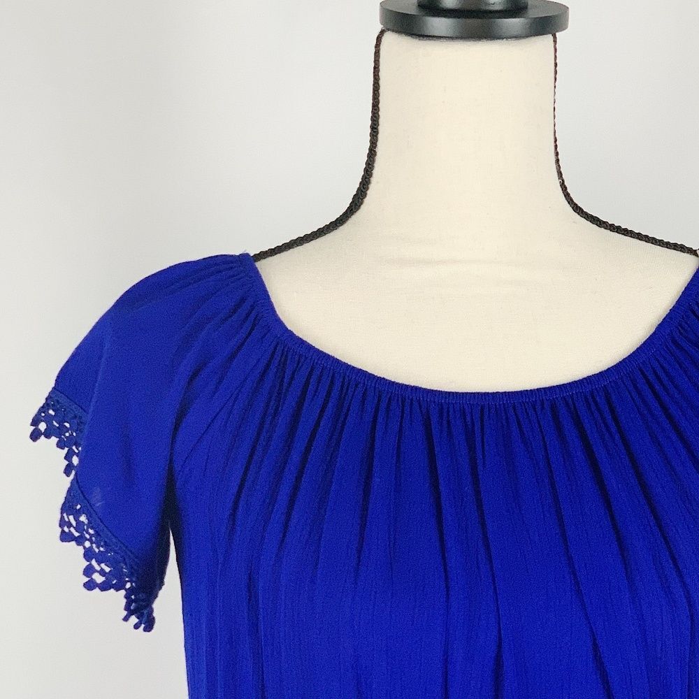 Alya Blouse‎ - Picture 2 of 10